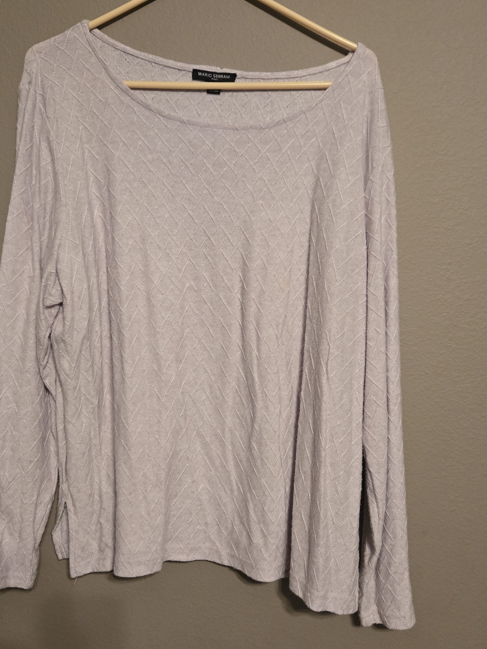 Mario Serrani Cream Textured Long-Sleeve Women's Top